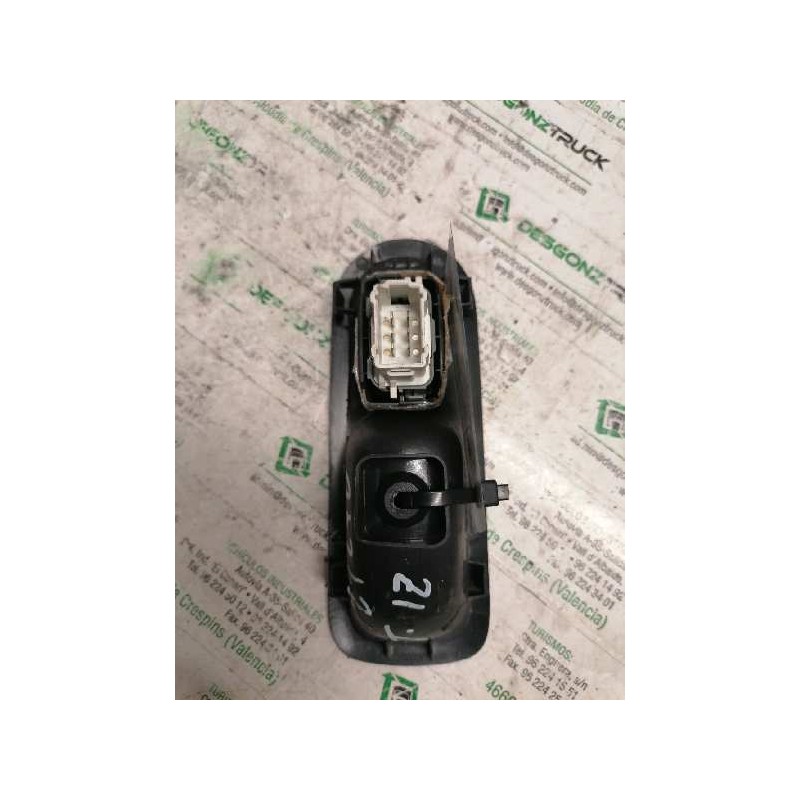 Recambio de mando elevalunas trasero izquierdo para renault megane ii berlina 5p authentique referencia OEM IAM 156015540 6 PINS - Negro 2