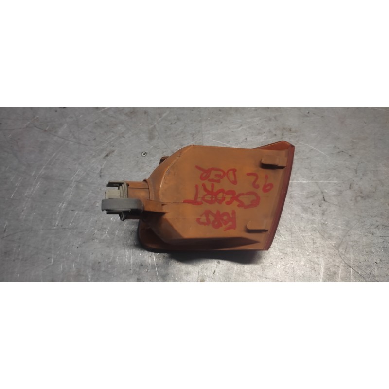 Recambio de piloto delantero derecho para ford escort berlina/turnier 1.4 cat referencia OEM IAM 91AG13368AA 2