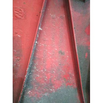 Recambio de molduras traseras para renault magnum ab 2005 referencia OEM IAM  MOLDURA LATERAL TRASERA IZQUIERDA PUERTA LATERAL I