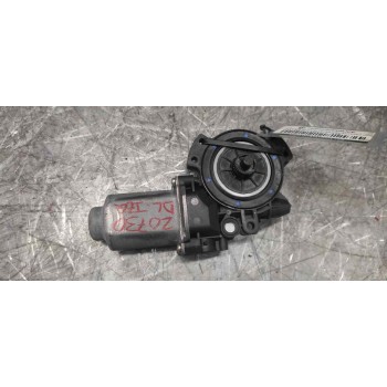 Recambio de motor elevalunas delantero izquierdo para kia cee´d 1.4 cat referencia OEM IAM   