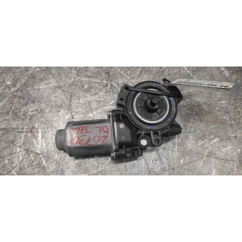 Recambio de motor elevalunas delantero izquierdo para kia cee'd 1.4 cat referencia OEM IAM - Negro 2