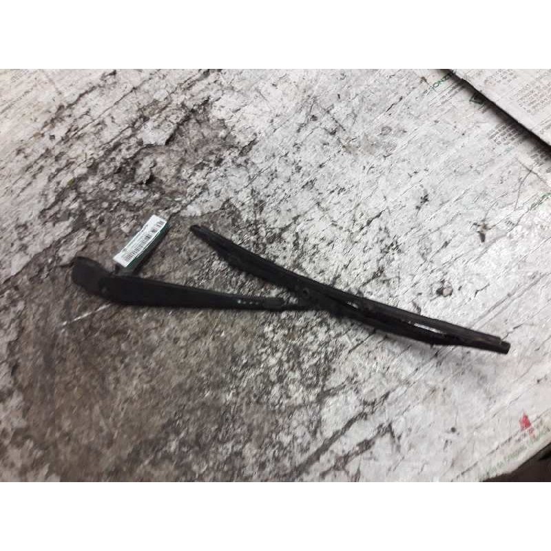 Recambio de brazo limpia trasero para peugeot partner (s2) combi plus referencia OEM IAM  IZQUIERDO - Blanco 2