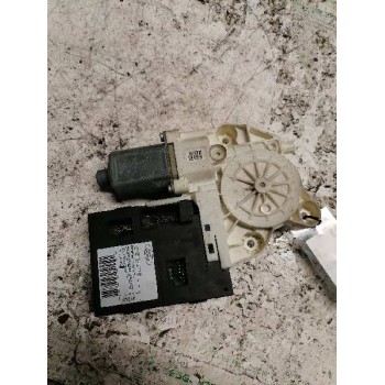 MOTOR ELEVALUNAS DELANTERO IZQUIERDO 0130822215 981405103 