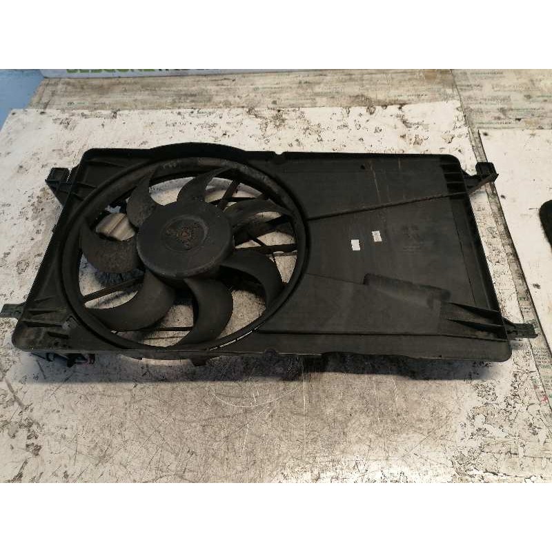 Recambio de electroventilador para ford focus berlina (cap) 1.6 tdci cat referencia OEM IAM 0130303930 3M5H8C607RD 3