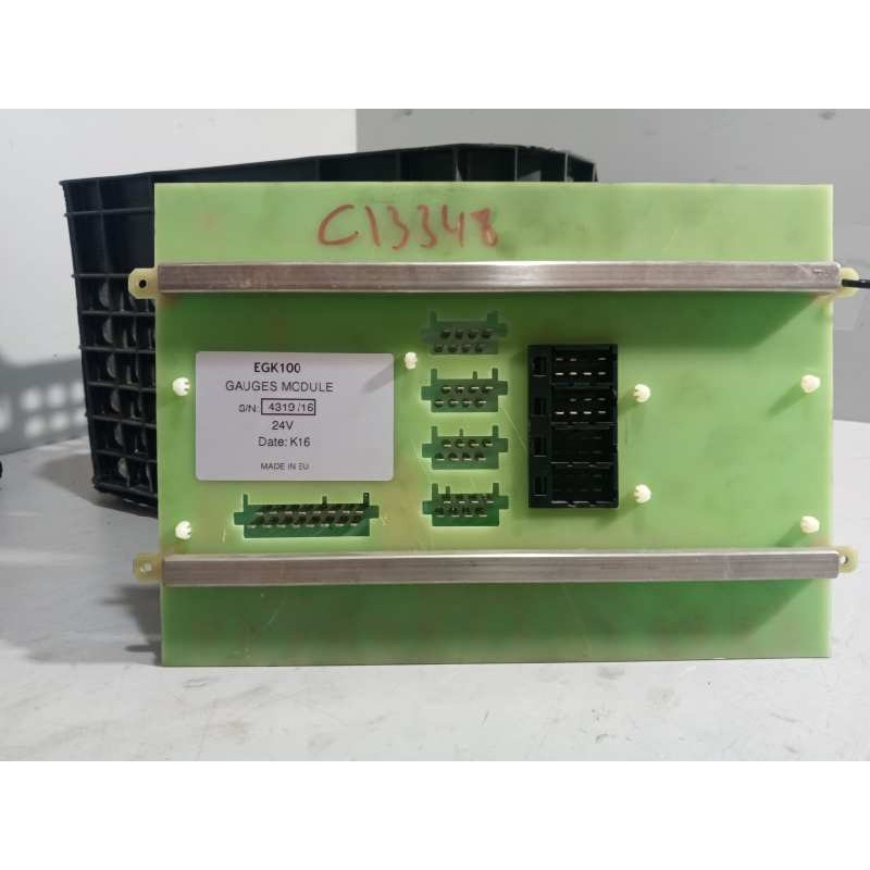 Recambio de cuadro instrumentos para volvo trucks b12b referencia OEM IAM 70303510 EGK100 - Blanco 2