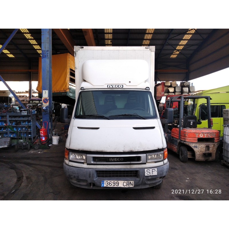 iveco daily chasis- cabina (1999 =>) del año 2004