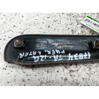 Recambio de moldura puerta trasera izquierda para mitsubishi santamo (hyundai) santamo confort referencia OEM IAM  LATERAL 