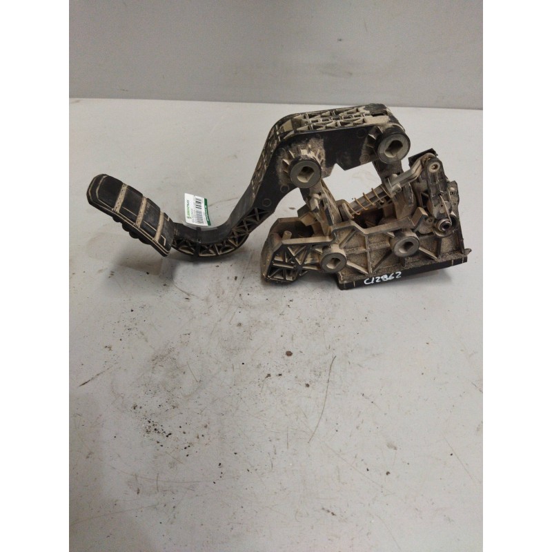 Recambio de pedal acelerador para scania serie p/g/r (c-clase) 15.6 diesel referencia OEM IAM 1935310 - Blanco 2