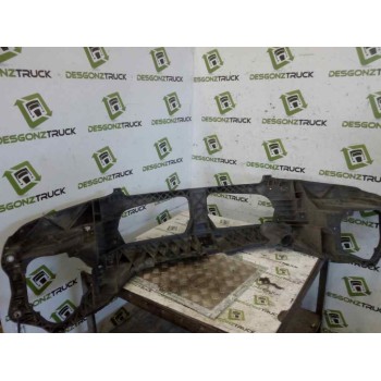 Recambio de panel frontal para renault mascott fg 160. 35/55/65 cabina individual referencia OEM IAM 8200202909  