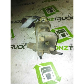 Recambio de palanca freno de mano para nissan trucks m 130.17 referencia OEM IAM 9617210540  