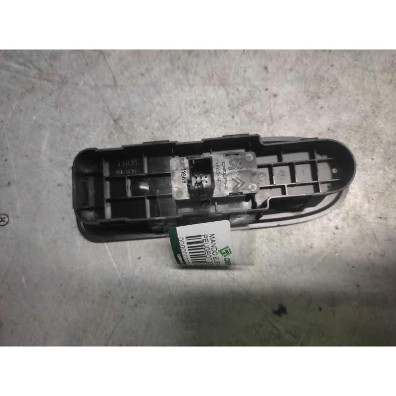 Recambio de mando elevalunas delantero derecho para peugeot 308 sw confort referencia OEM IAM 96565184XT 4 PINS - Gris 2