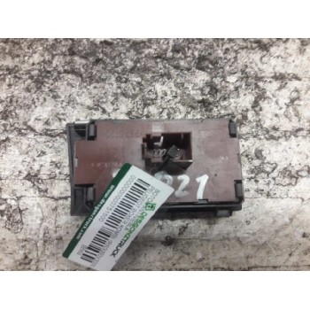 Recambio de boton antiniebla para peugeot boxer furgoneta 2.2 hdi 120 referencia OEM IAM B569  