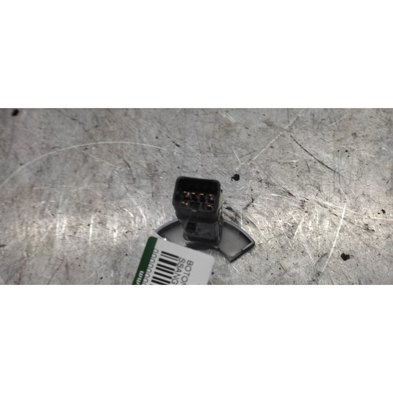 Recambio de boton antiniebla para ssangyong kyron 200 xdi limited referencia OEM IAM   6 PINS - Negro 2