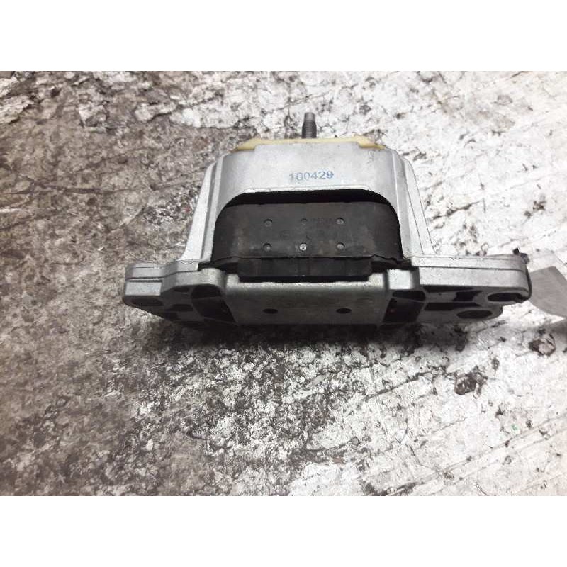 Recambio de soporte motor derecho para peugeot 508 allure hybrid4 referencia OEM IAM 9670282280 - Blanco 2