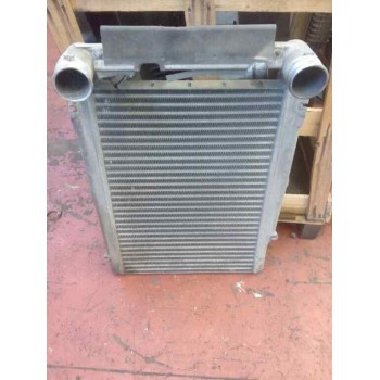Recambio de intercooler para renault midlum fg  xxx.12/c e3 cabina para dormir referencia OEM IAM 5010619267A 5010315823C 