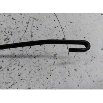 Recambio de brazo limpia delantero derecho para mitsubishi santamo (hyundai) santamo confort referencia OEM IAM   