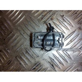 Recambio de interruptor para renault premium route 2006 fas 4x2 larga distancia referencia OEM IAM 5010589811  