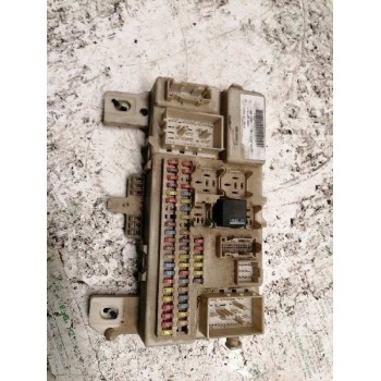CAJA RELES / FUSIBLES 4M5T14A073DF 97RA012018 97RA000001