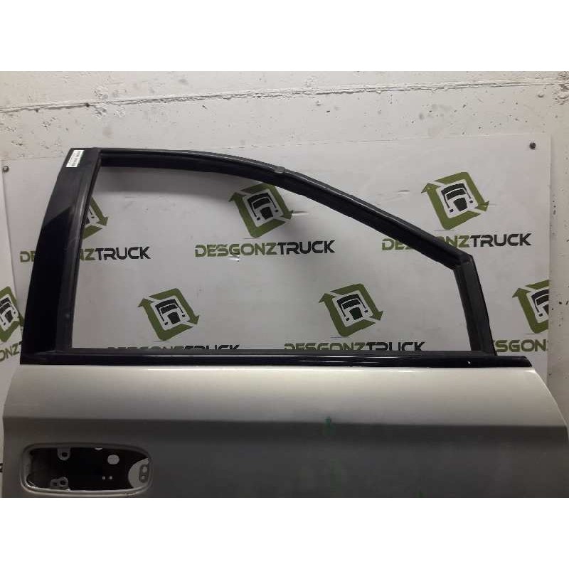 Recambio de puerta delantera derecha para chrysler voyager (rg) 2.5 crd grand voyager limited referencia OEM IAM 4
