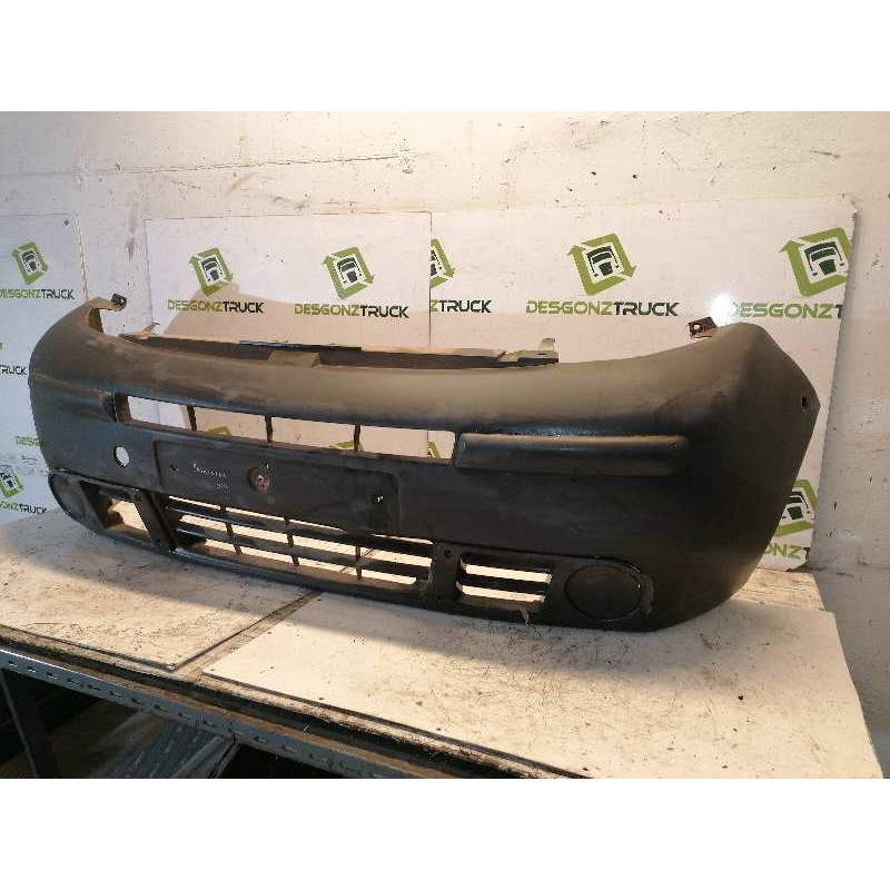 Recambio de paragolpes delantero para nissan primastar (x83) 1.9 dci diesel cat referencia OEM IAM 5