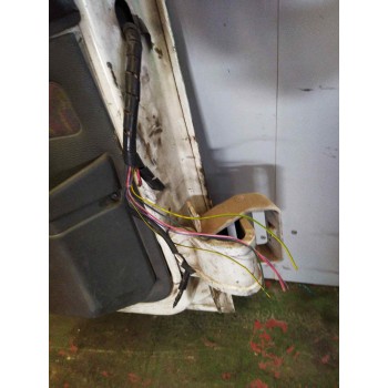 Recambio de puerta delantera izquierda para nissan eco-t 200 referencia OEM IAM   