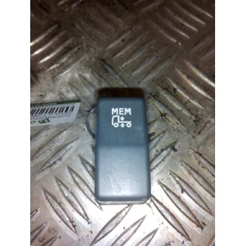 Recambio de interruptor para renault premium route 2006 fas 4x2 larga distancia referencia OEM IAM 5010589809  