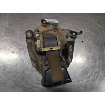 Recambio de cinturon seguridad trasero central para renault scenic ii grand confort dynamique referencia OEM IAM   