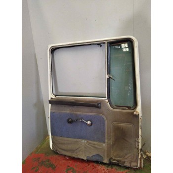 Recambio de puerta delantera izquierda para pegaso trucks serie 1200 1223 referencia OEM IAM   