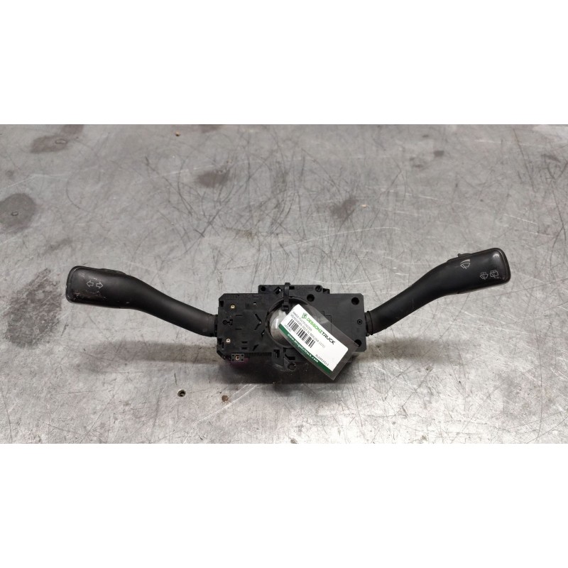 Recambio de mando multifuncion para volkswagen golf iv berlina (1j1) 1.9 tdi referencia OEM IAM 8L0953513  