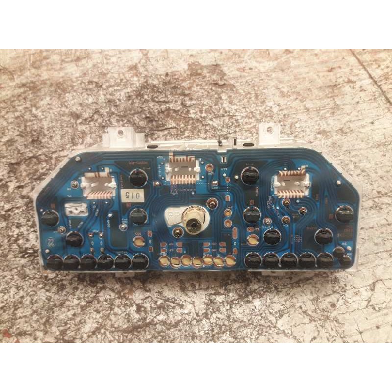 Recambio de cuadro instrumentos para mitsubishi space wagon (n30/n40) 2.0 turbodiesel referencia OEM IAM MR147198 766120 2