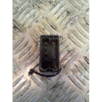 Recambio de interruptor para renault premium route 2006 fas 4x2 larga distancia referencia OEM IAM 5010589796  