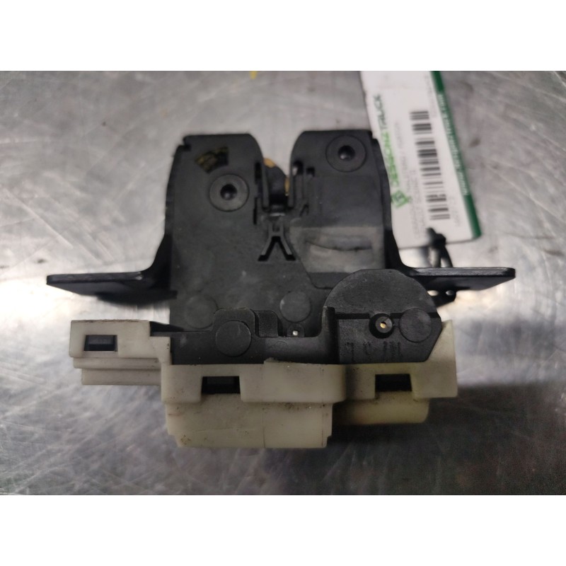 Recambio de cerradura maletero / porton para renault scenic ii grand confort dynamique referencia OEM IAM 8200076240E - Plata 2