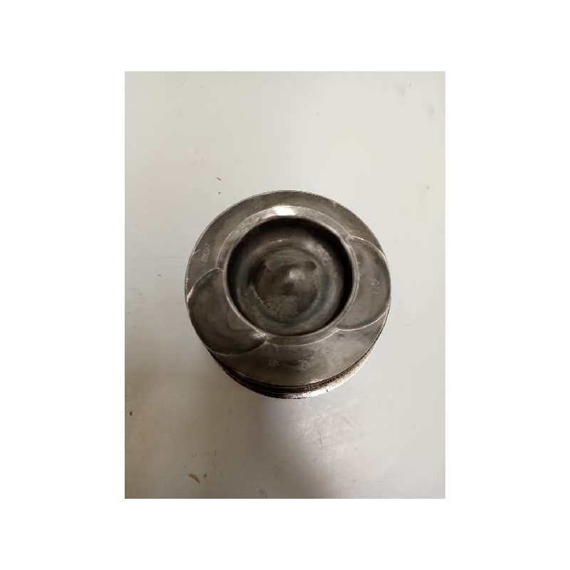 Recambio de piston para renault hr 400.18 / 26 premium e2 fsa modelo 400.18 t 288 kw corto referencia OEM IAM 2