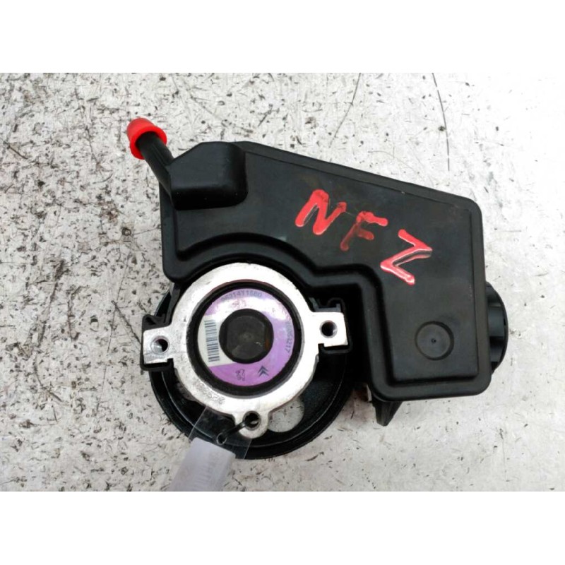 Recambio de bomba direccion para peugeot 206 berlina xr referencia OEM IAM 9631411580 26064217 13.7 cm