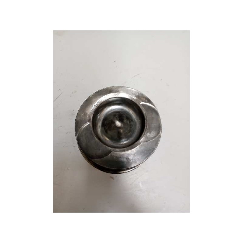 Recambio de piston para renault hr 400.18 / 26 premium e2 fsa modelo 400.18 t 288 kw corto referencia OEM IAM 2