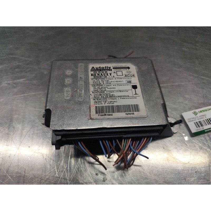Recambio de centralita airbag para renault scenic ii grand confort dynamique referencia OEM IAM 8200481139  
