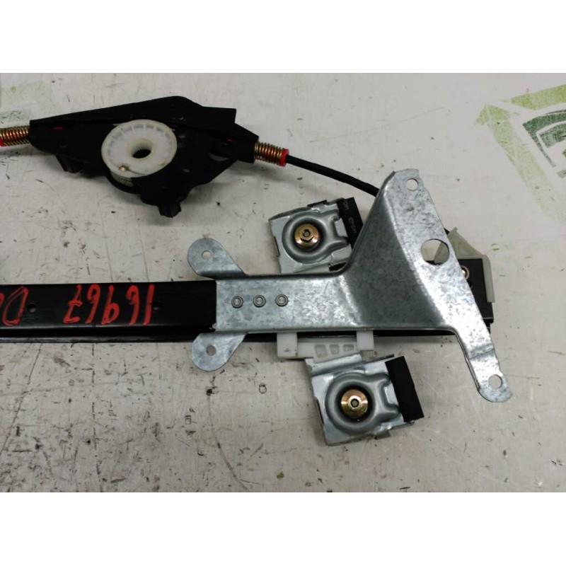 Recambio de elevalunas delantero derecho para ford fiesta (cbk) ghia referencia OEM IAM 2