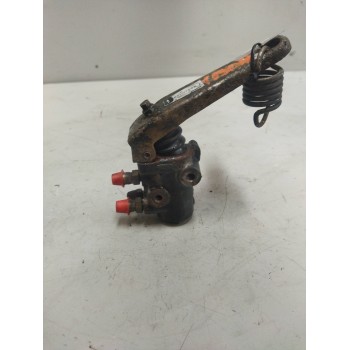 Recambio de valvula aire para iveco eurocargo 3.9 diesel referencia OEM IAM AE4608 K013764 VALVULA CUADRUPLE