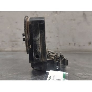 Recambio de cerradura puerta delantera izquierda para bmw serie 1 berlina (e81/e87) 120d referencia OEM IAM 7167077  