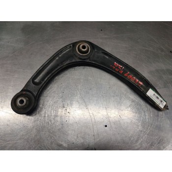 BRAZO SUSPENSION INFERIOR DELANTERO IZQUIERDO 