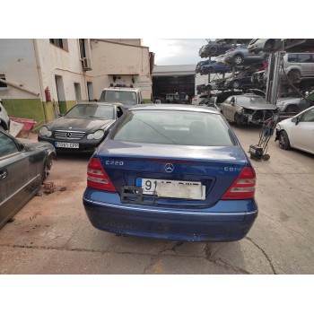 mercedes-benz clase c (w203) berlina del año 2002