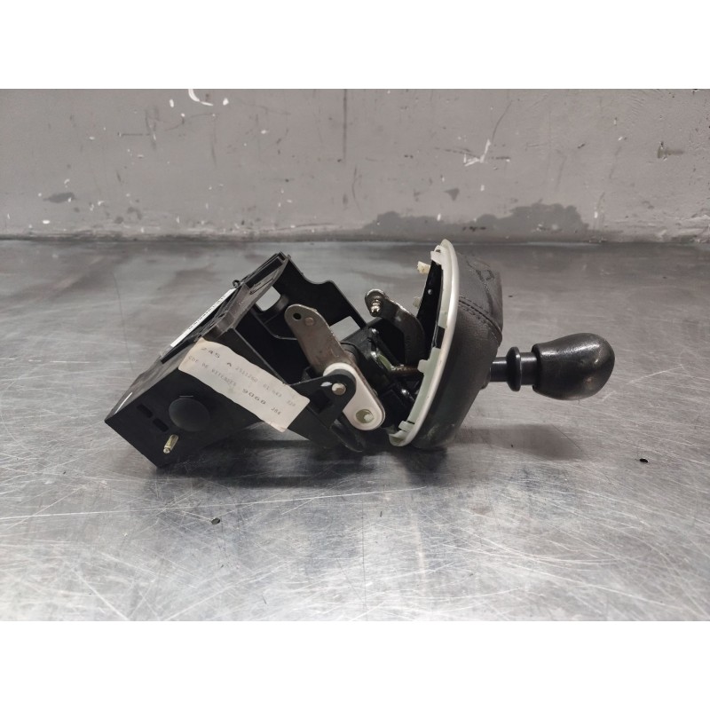Recambio de palanca cambio para renault scenic ii grand confort dynamique referencia OEM IAM 8200219060  