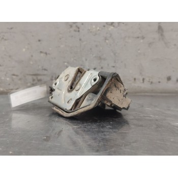 Recambio de cerradura puerta trasera derecha para bmw serie 1 berlina (e81/e87) 120d referencia OEM IAM 7167070  