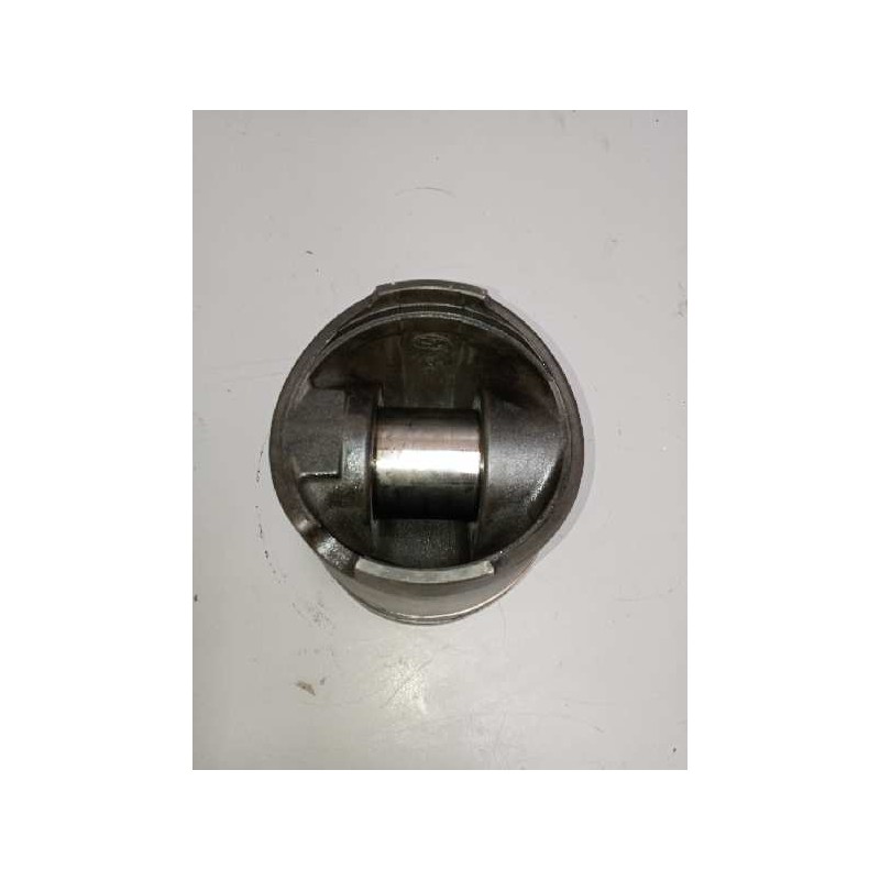Recambio de piston para renault hr 400.18 / 26 premium e2 fsa modelo 400.18 t 288 kw corto referencia OEM IAM 3