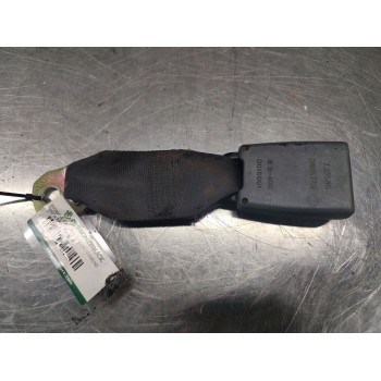 Recambio de enganche cinturon trasero derecho para toyota rav 4 ii (_a2_) 2.0 4wd (aca21, aca20) referencia OEM IAM   