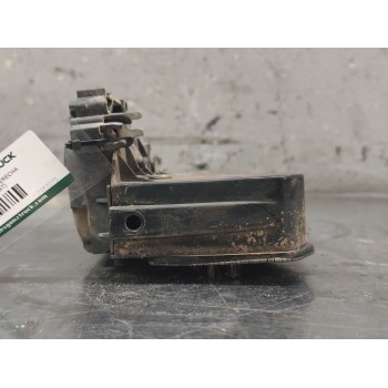 Recambio de cerradura puerta trasera derecha para bmw serie 1 berlina (e81/e87) 120d referencia OEM IAM 7167070  