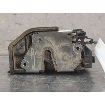 Recambio de cerradura puerta trasera derecha para bmw serie 1 berlina (e81/e87) 120d referencia OEM IAM 7167070  
