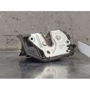 Recambio de cerradura puerta trasera izquierda para bmw serie 1 berlina (e81/e87) 120d referencia OEM IAM 7167069  