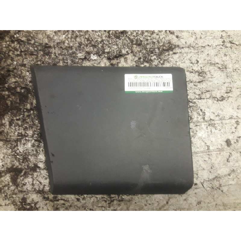 Recambio de moldura puerta delantera derecha para peugeot boxer furgoneta 2.2 hdi 120 referencia OEM IAM 1306893070  