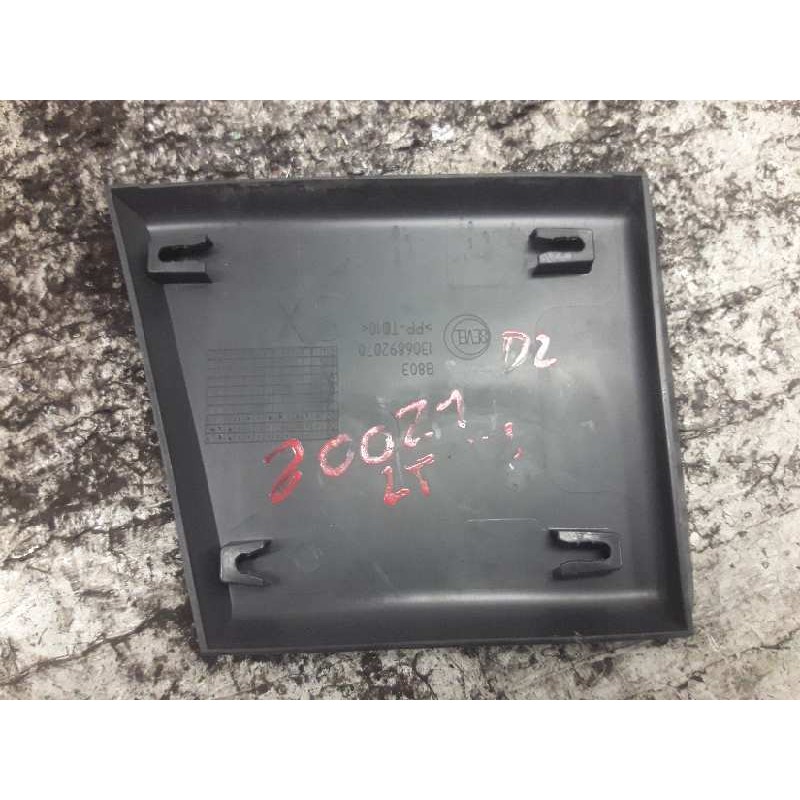 Recambio de moldura puerta delantera izquierda para peugeot boxer furgoneta 2.2 hdi 120 referencia OEM IAM 1306892070 - Blanco 2